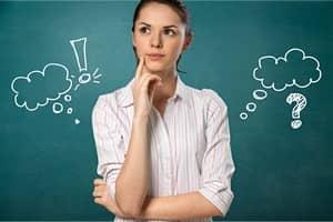 femme qui se pose des questions