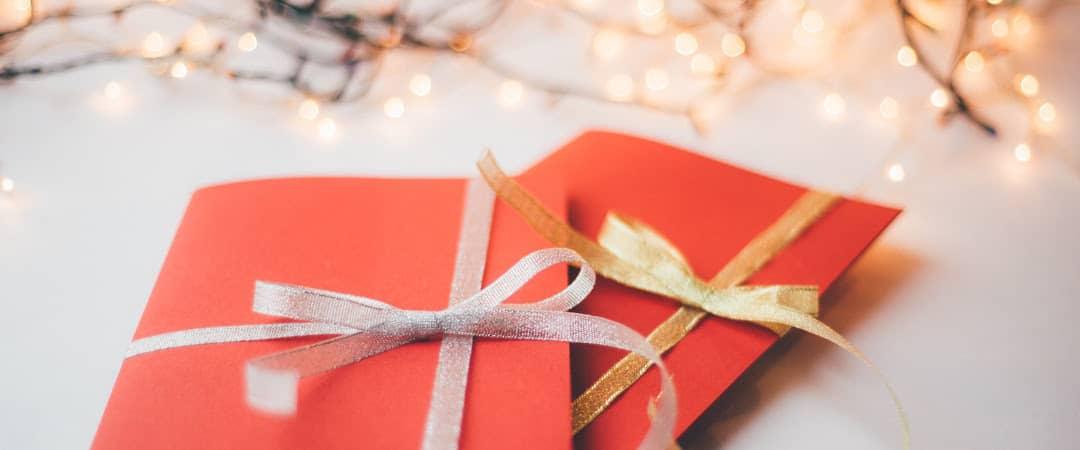 Cartes et chèques cadeaux de Noël